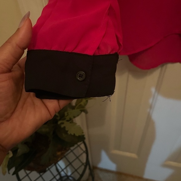 Blouse size large by Miss Tina(Tina Knowles) fushia color! Size L 12-14 - Picture 5 of 11